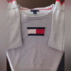 Tommy Hilfiger LOGO Sweater (Grey Sz.M)